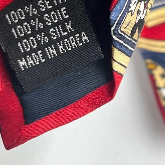 Mickey Mouse Atlas Design Disney Time/Watch Tie - Picture 7 of 8